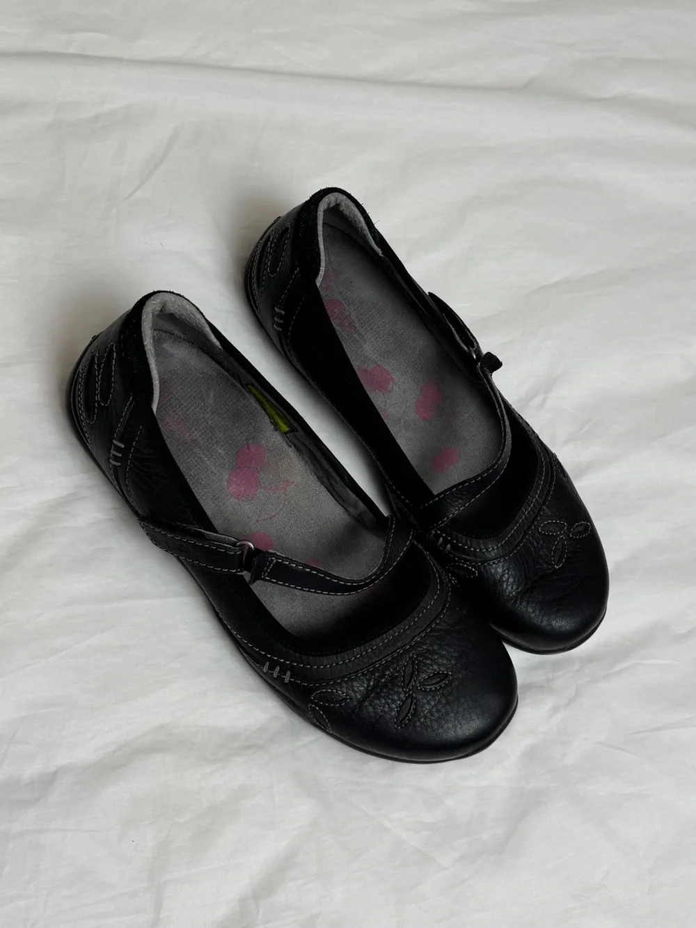 Whimsical Ahnu Black Leather Mary Jane Ballet Flats Size 8 Y2K